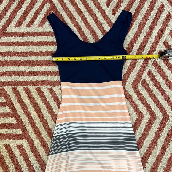 MARKET & SPRUCE S floor length, peekaboo back maxi dress - Picture 7 of 10